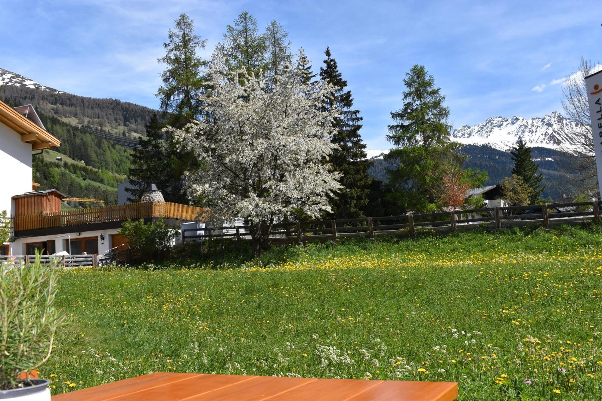 Hirschstube Nauders Bed & Breakfast Eksteriør bilde