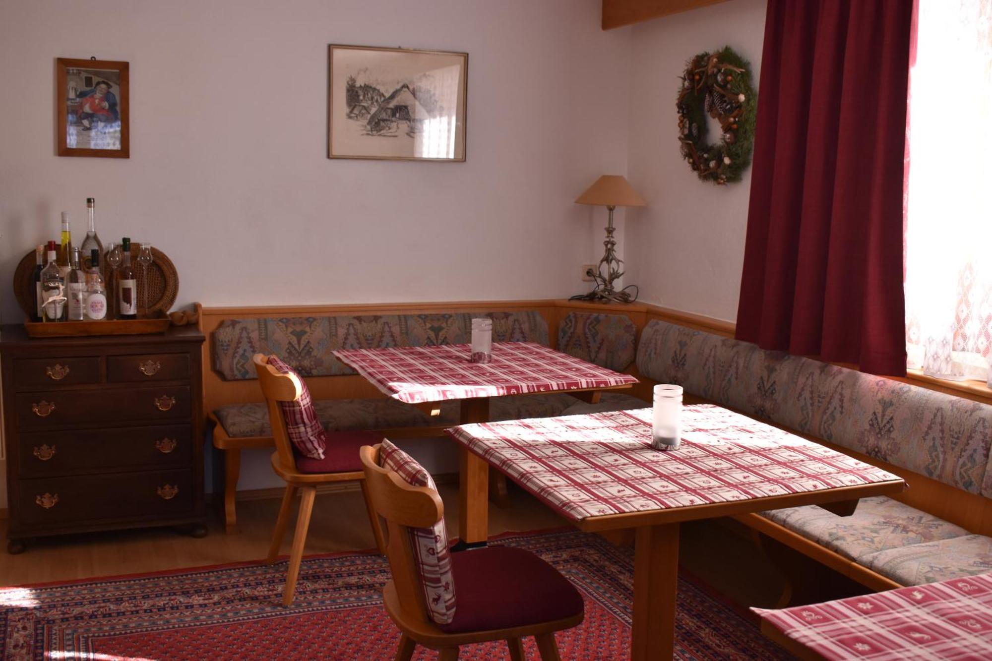 Hirschstube Nauders Bed & Breakfast Eksteriør bilde