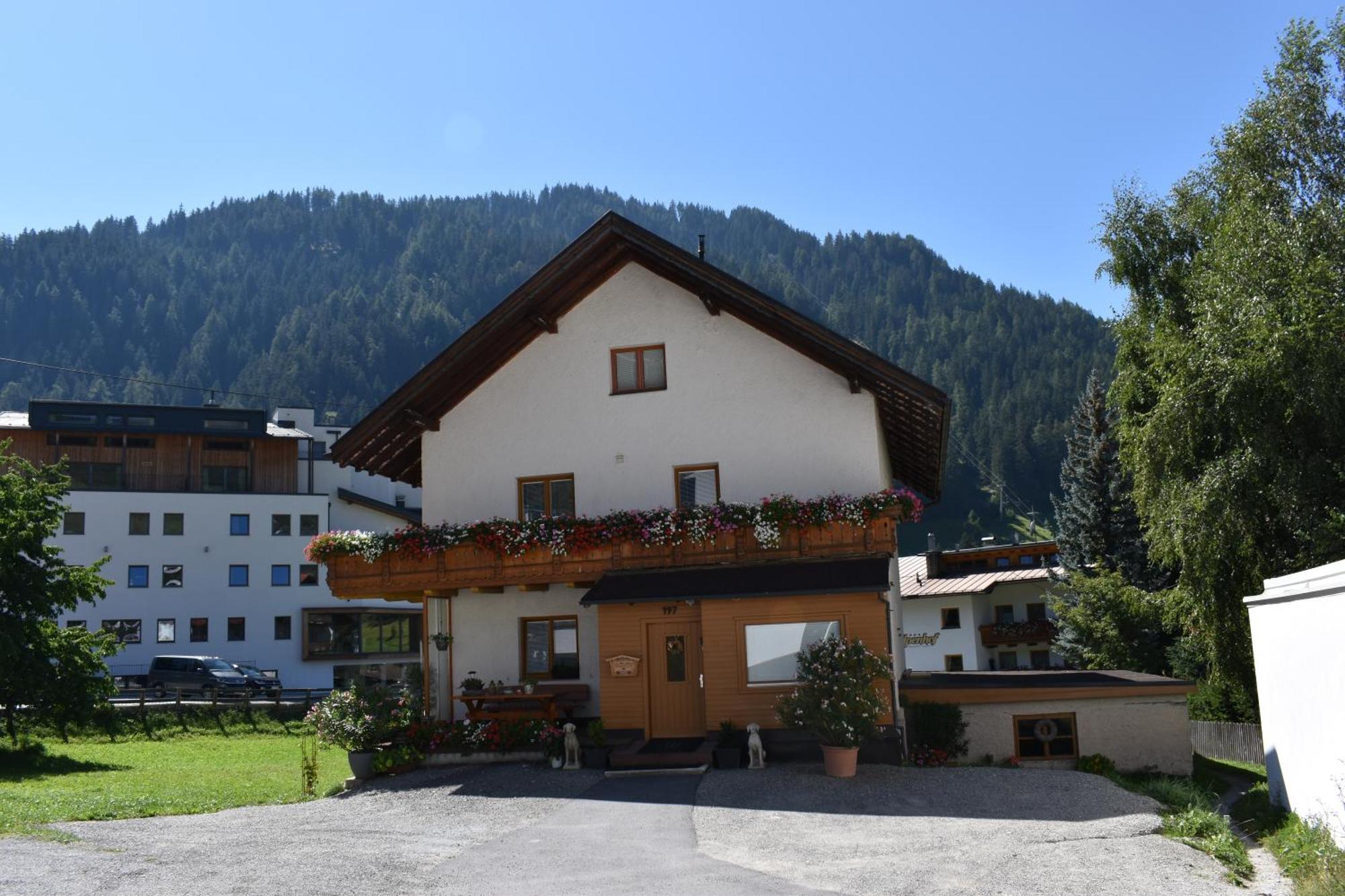 Hirschstube Nauders Bed & Breakfast Eksteriør bilde